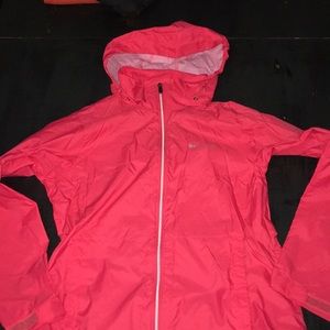 Columbia women’s Large rain jacket coat new